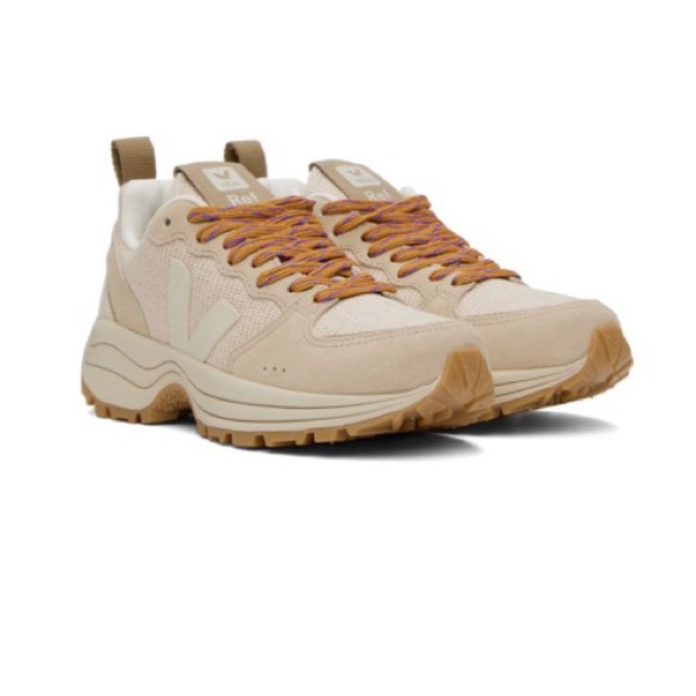 Veja Beige Reformation Edition Venturi Sneakers